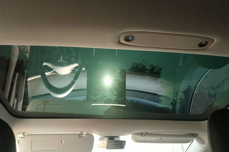 特斯拉 Model 3 2020款 改款 标准续航后驱升级版中控内饰22