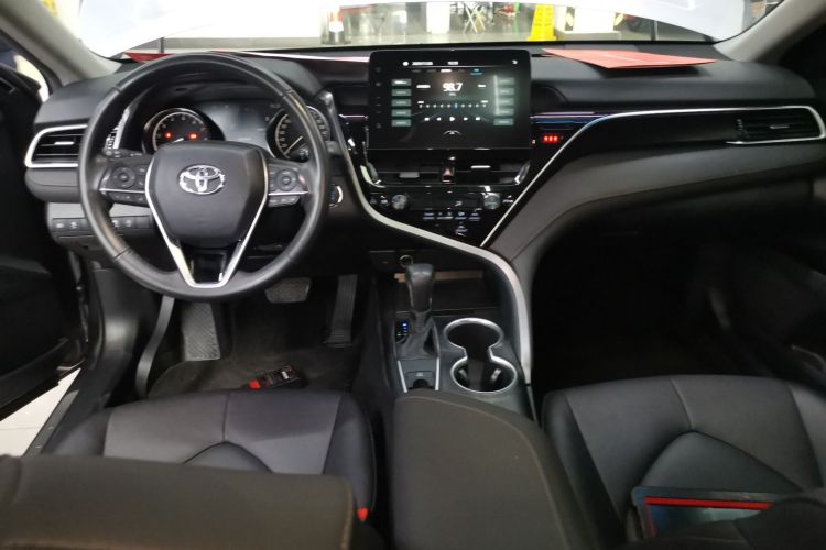 丰田 凯美瑞 2021款 2.0G 豪华版中控内饰7002