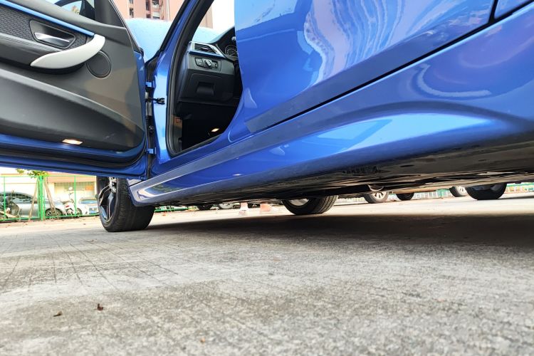 宝马3系 2018款 320i M运动套装局部细节9002