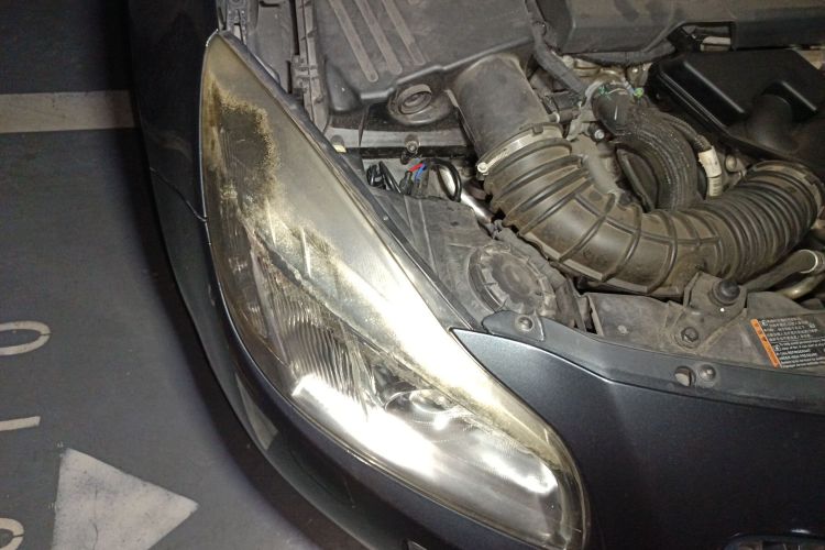 别克 君威 2012款 2.0L 舒适版局部细节9006