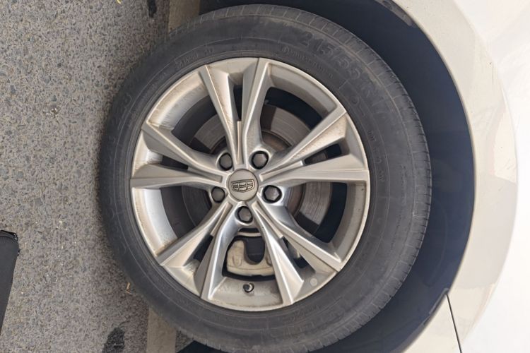 吉利汽车 博瑞 2018款 1.5T MHEV 耀享版车身外观10