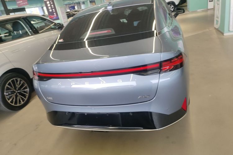 小鹏P5 2021款 460E车身外观6004