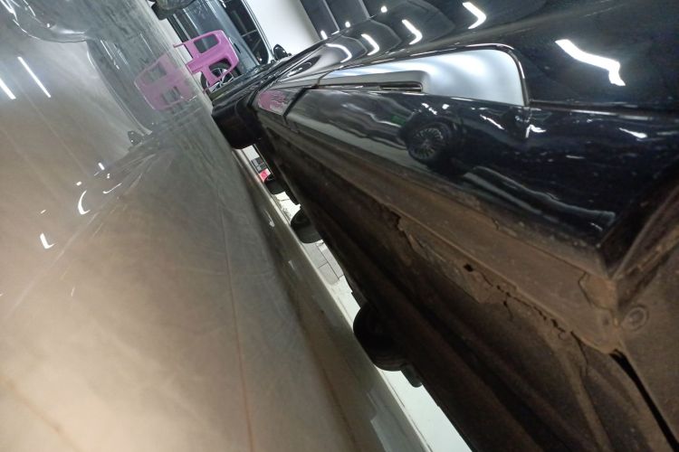 腾势D9 2022款 DM-i 970 四驱旗舰型局部细节9002