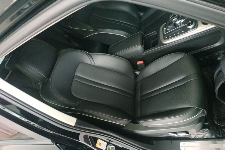 坦克300 2023款 城市版 2.0T 很有型局部细节41