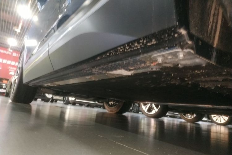 蔚来ES7 2024款 75kWh机舱底盘30