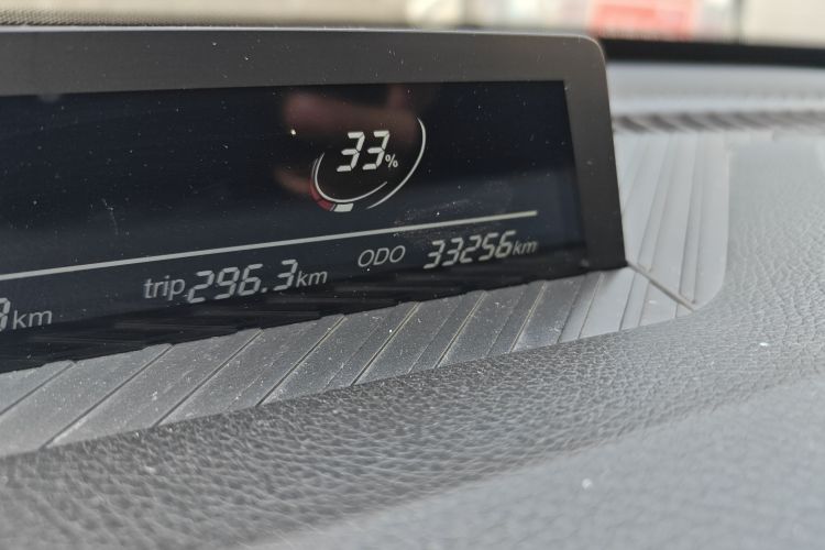 哪吒汽车 哪吒AYA 2023款 318 Lite中控内饰15