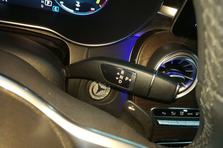 奔驰GLC 2020款 GLC 300 L 4MATIC 动感型局部细节18