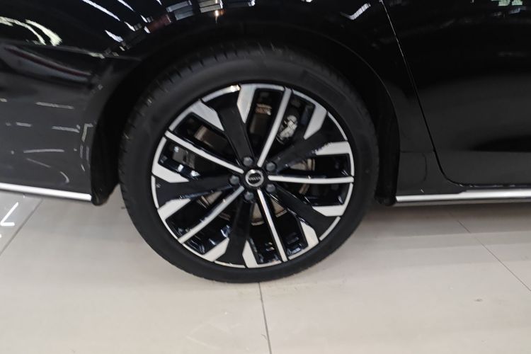 沃尔沃S90 2026款 B5 智远豪华版车身外观6008