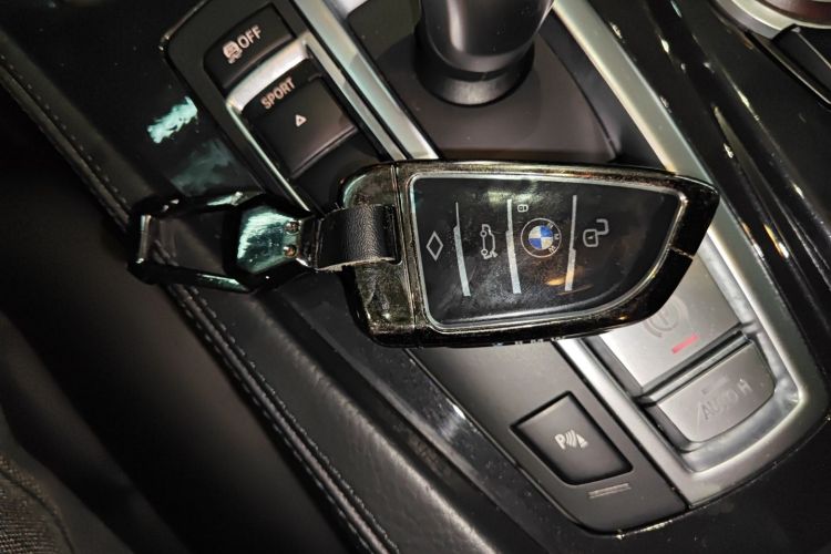 宝马5系 2014款 520Li 典雅型中控内饰7001