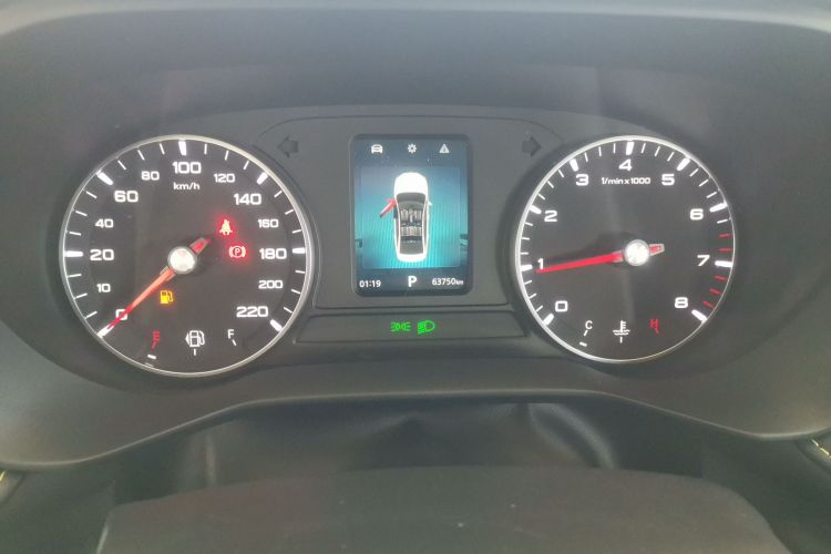 荣威i5 2021款 1.5L CVT铂金版中控内饰14