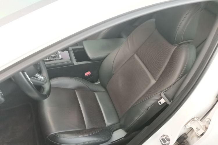 马自达3 昂克赛拉 2020款 2.0L 自动质豪版中控内饰19