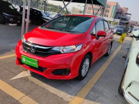 本田 飞度 2018款 1.5L CVT舒适天窗版