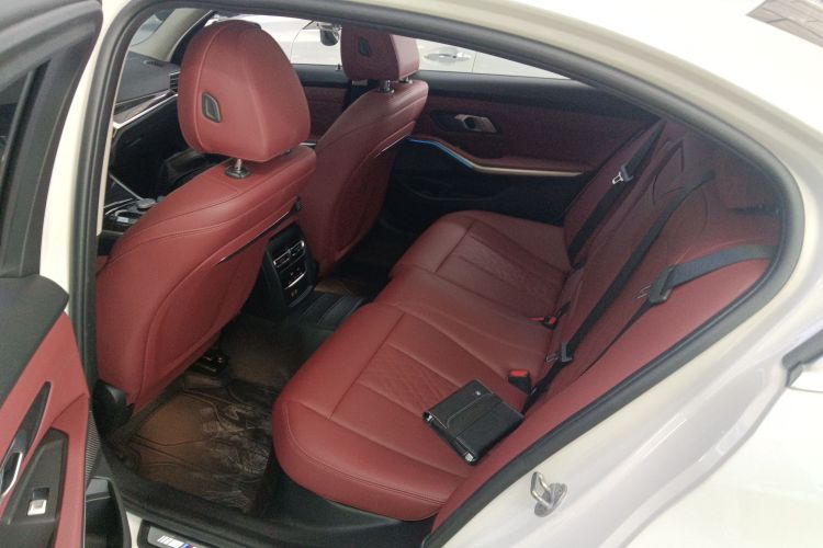 宝马3系 2023款 325Li xDrive M运动套装中控内饰21