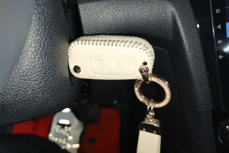 大众 2019款 改款 宝来·传奇 1.5L 自动时尚型 国VI中控内饰11