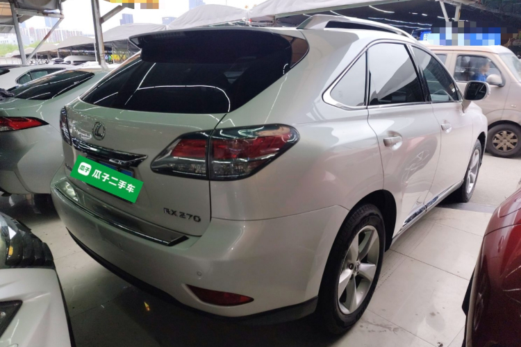 雷克萨斯RX经典 2013款 270 典雅版车身外观7