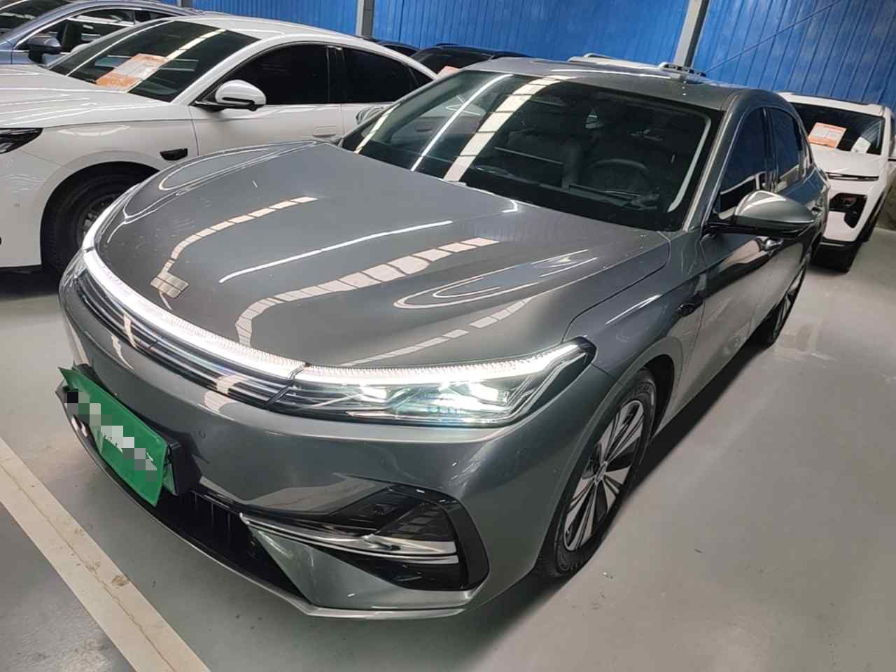 吉利银河 银河A7 2025款 EM-i 150km 探索+版(2)