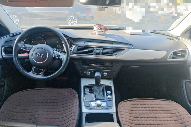 奥迪A6L 2018款 35 TFSI 典藏版中控内饰7002