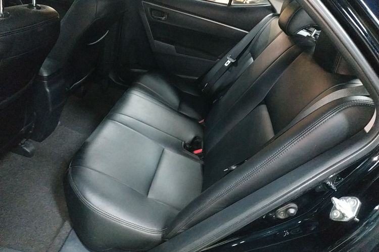 丰田 雷凌 2014款 1.6G CVT精英版中控内饰21