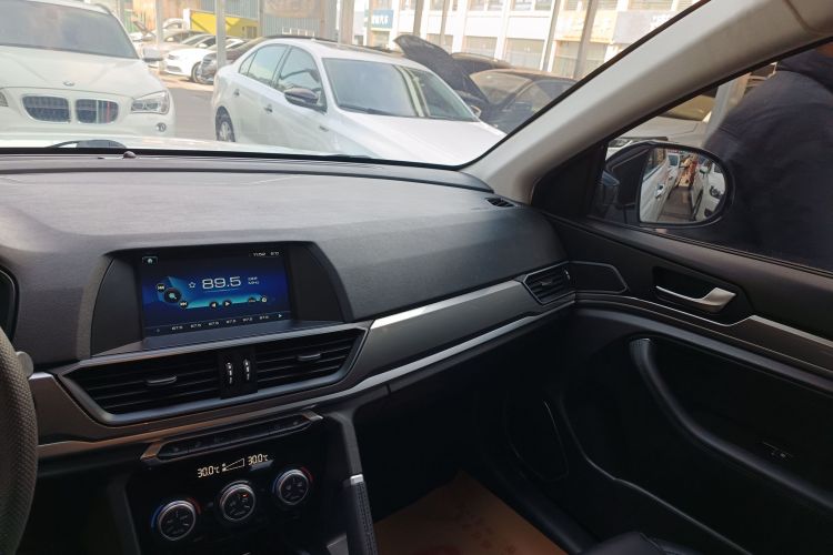 哈弗H6 2018款 运动版 1.5T 自动两驱精英型 国V中控内饰16