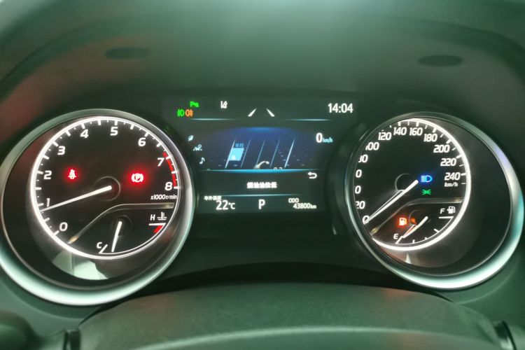丰田 凯美瑞 2021款 2.0G 豪华版中控内饰14