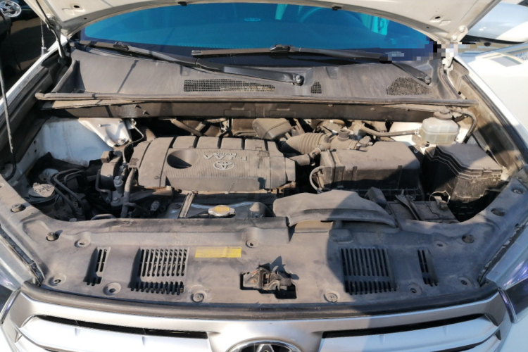 丰田 汉兰达 2012款 2.7L 两驱5座精英版局部细节24