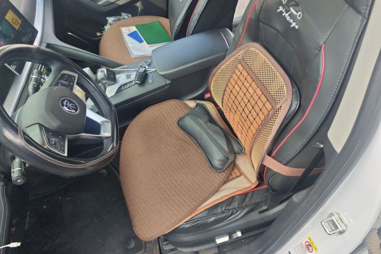 比亚迪 宋Pro 2019款 1.5T 自动尊贵型中控内饰19