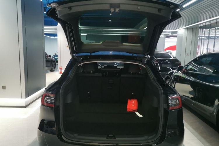 特斯拉 Model Y 2022款 改款 长续航全轮驱动版局部细节23