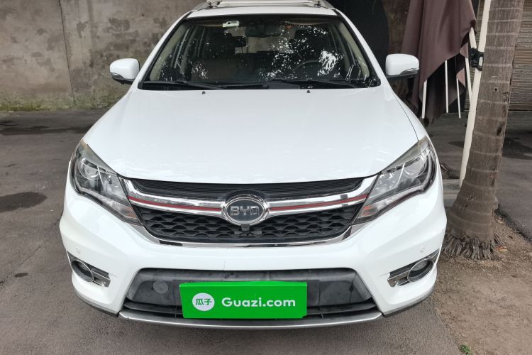 比亚迪S7 2017款 1.5T 手动尊贵型车身外观2