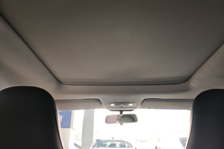 零跑汽车 零跑T03 2022款 耀金版局部细节22