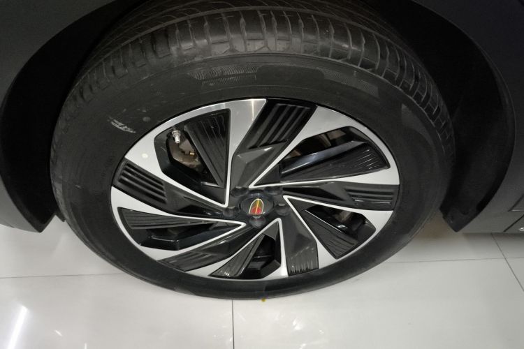 红旗HS7 PHEV 2024款 2.0T PHEV 四驱旗畅版 6座车身外观6007