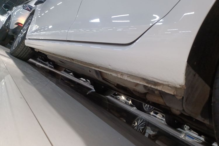 大众 高尔夫 2017款 230TSI 自动豪华百万辆纪念版局部细节9002