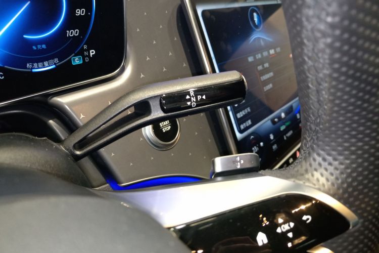 奔驰EQE 2022款 350 先型特别版局部细节18