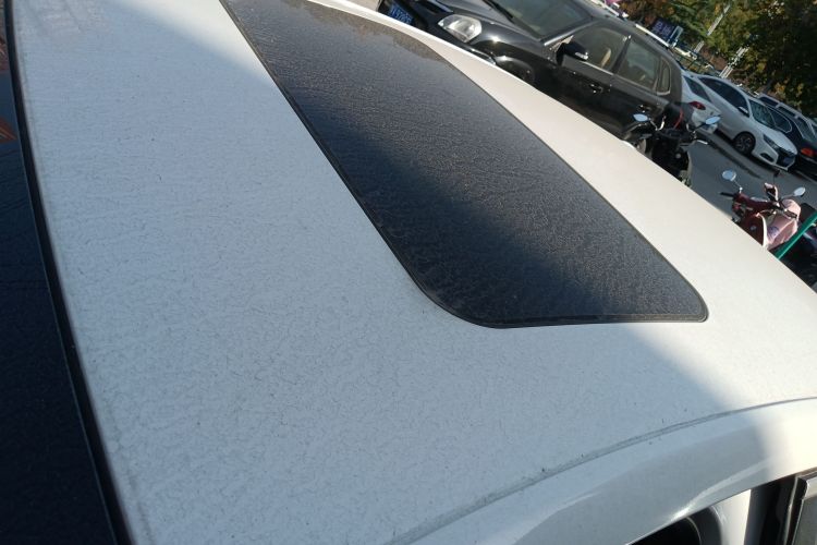 别克 威朗 2015款 三厢 15S 手动进取型局部细节57