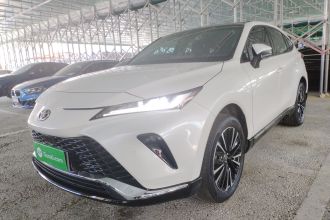 丰田 威飒 2022款 2.0L CVT两驱尊贵版