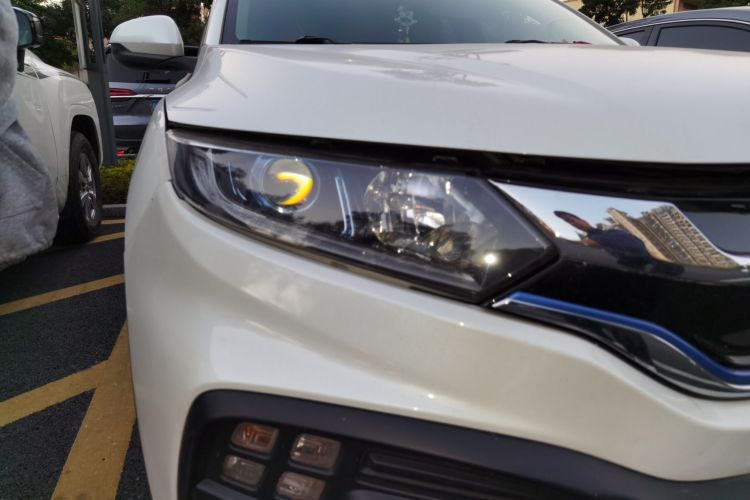 思铭 东风本田X-NV 2020款 风驰版车身外观8