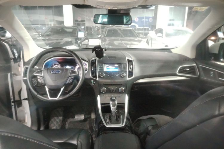 福特 锐界 2018款 改款 EcoBoost 245 两驱铂锐型 5座 国V中控内饰7002