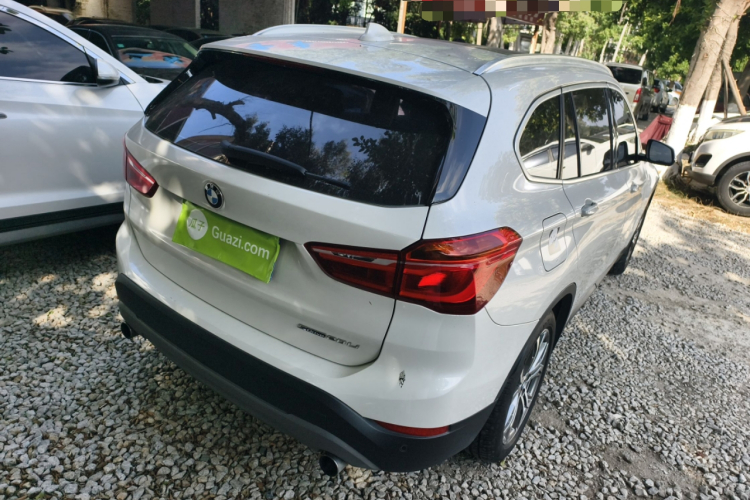 宝马X1 2019款 sDrive20Li 领先型车身外观7