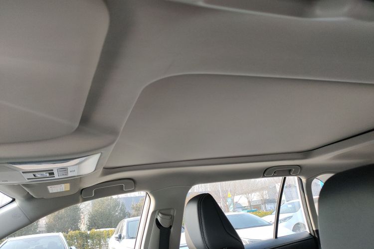 丰田 威兰达 2023款 2.0L CVT四驱豪华PLUS版中控内饰22