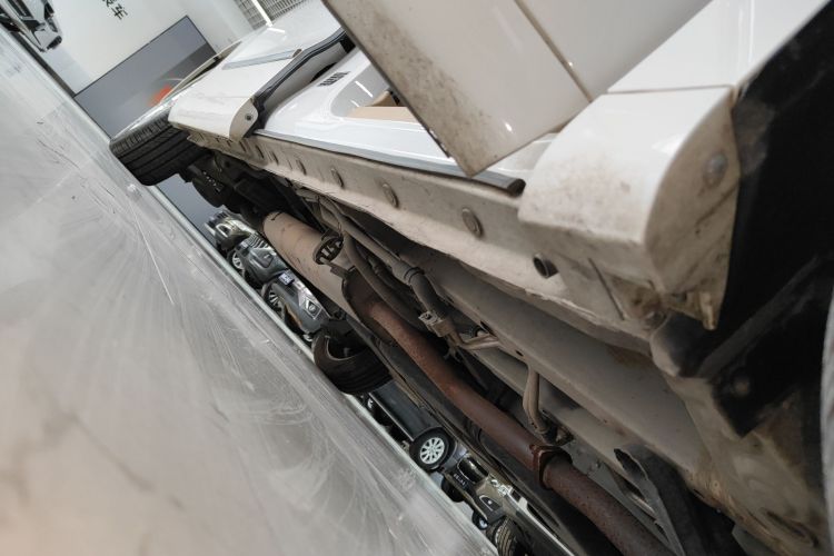 江淮瑞风 瑞风L6 MAX 2021款 2.0T 自动至尊型局部细节9001