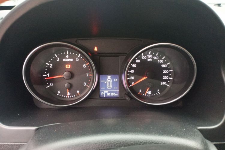 哈弗H6 2016款 升级版 1.5T 自动两驱精英型中控内饰14