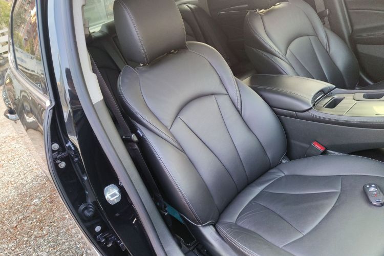 别克 君越 2022款 652T 豪华型局部细节41