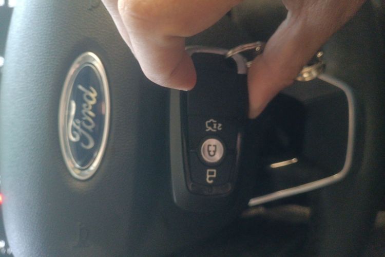 福特 福克斯 2020款 两厢 1.5L 自动锋跃型中控内饰7001