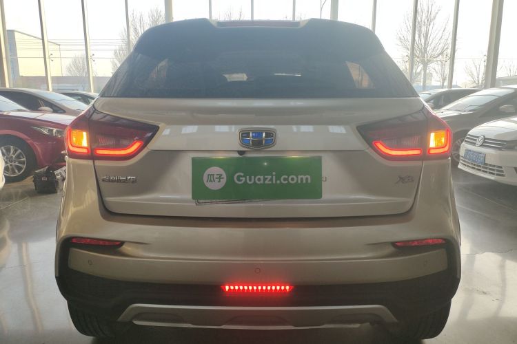 吉利汽车 远景X3 2020款 1.5L CVT尊贵型车身外观6