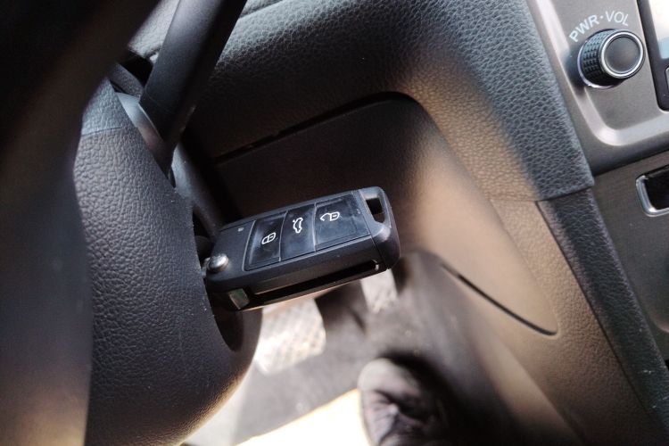 大众 高尔夫 2015款 1.6L 自动舒适型中控内饰11