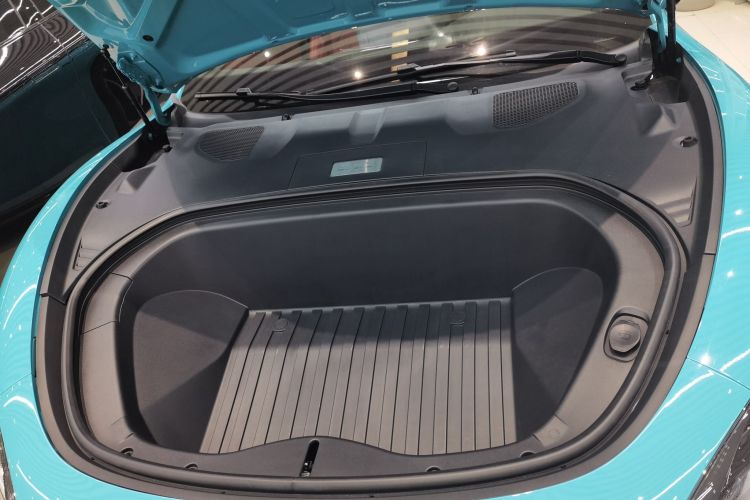 小米汽车 小米SU7 2024款 后驱超长续航高阶智驾Pro版机舱底盘24