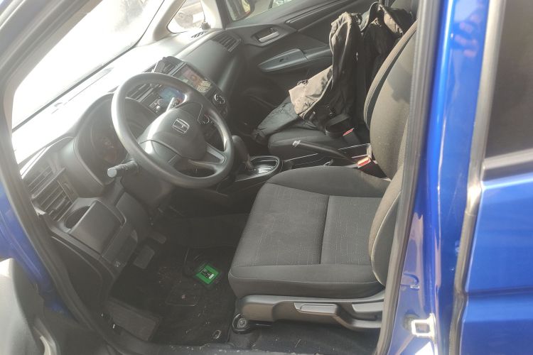 本田 飞度 2018款 1.5L CVT舒适天窗版中控内饰19