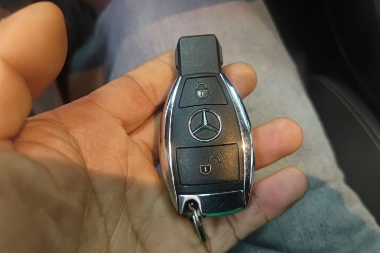 奔驰GLA 2018款 GLA 200 时尚型中控内饰11