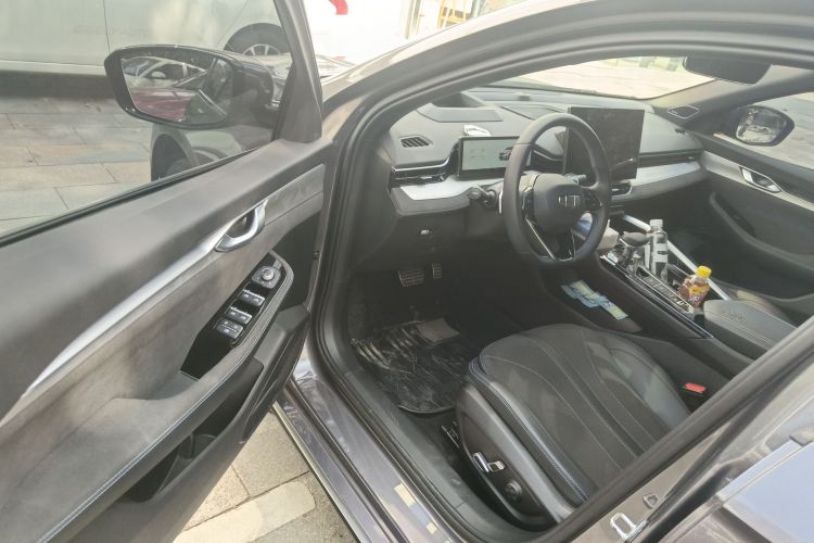 吉利汽车 星瑞 2025款 东方曜 2.0TD 望月版中控内饰7003