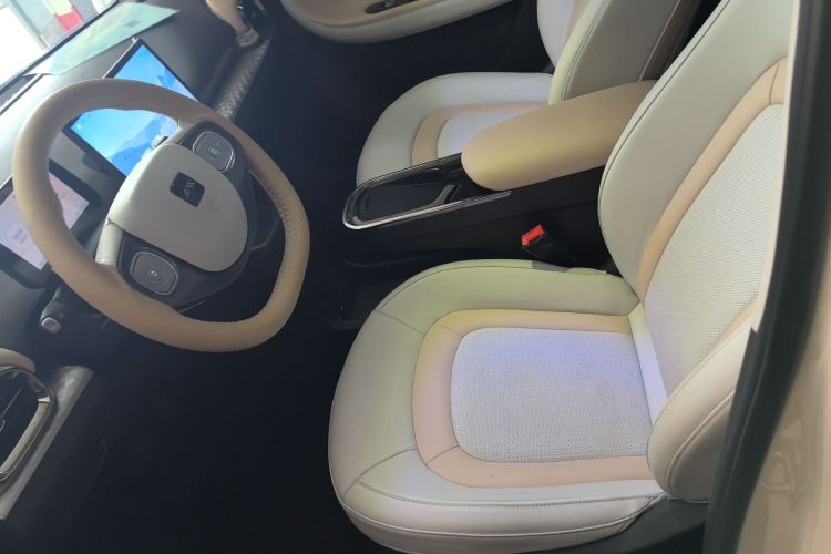 江淮钇为 钇为3 2023款 505km Air中控内饰19