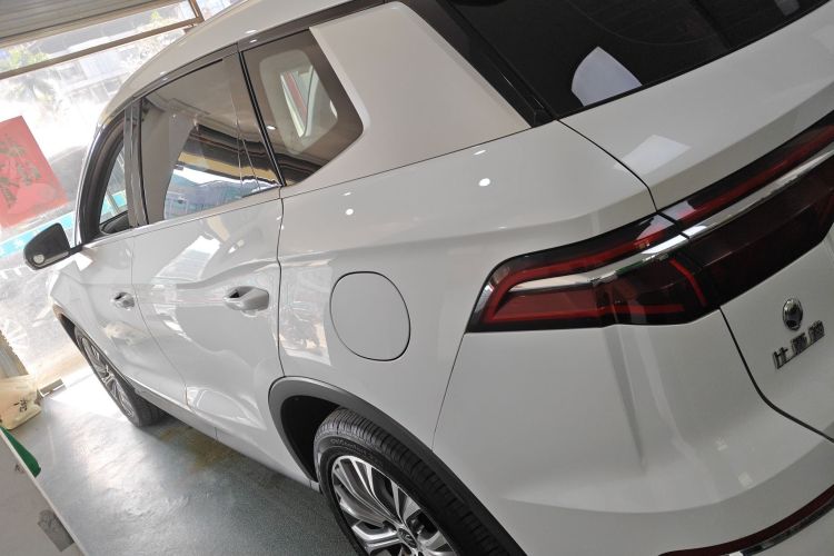 比亚迪 宋Pro新能源 2019款 DM 1.5T 四驱性能版豪华型车身外观4